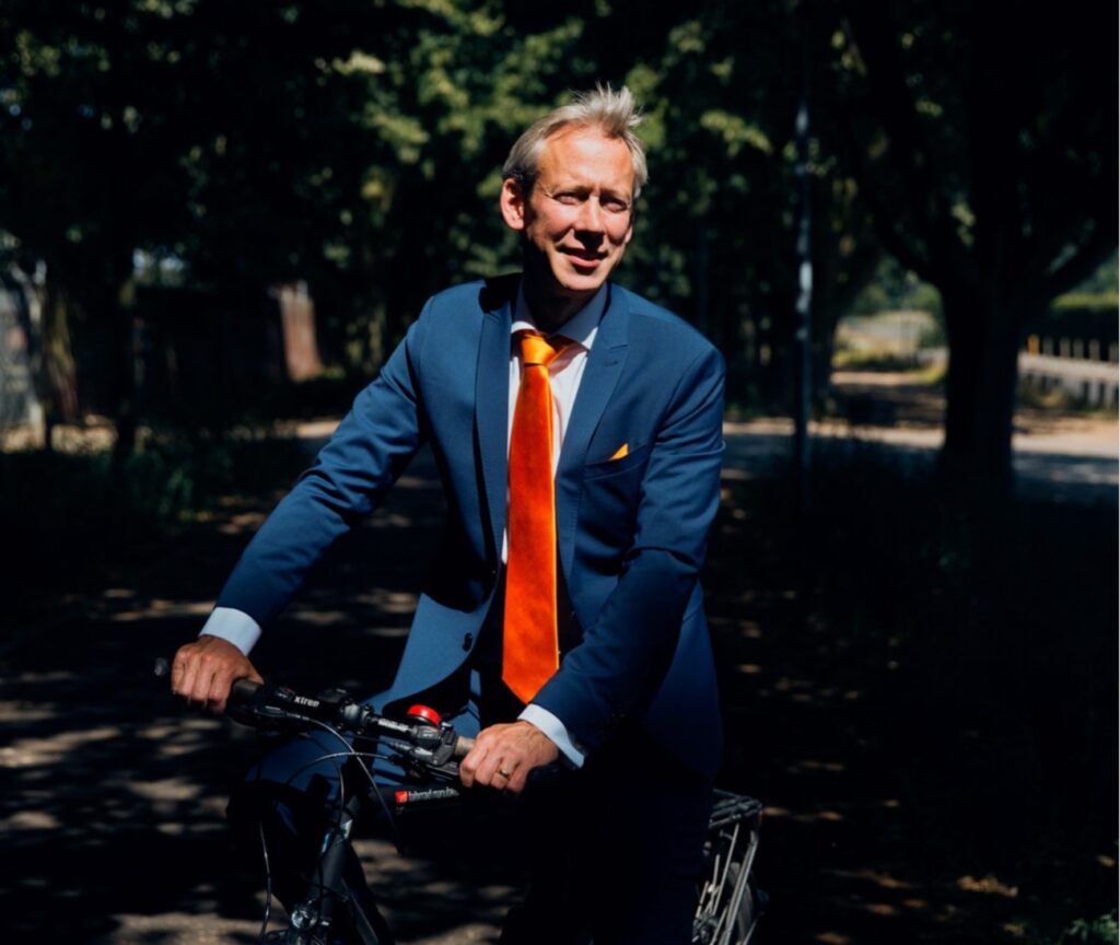 Dr. Michael Kopatz